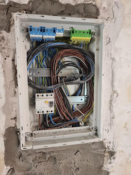 Wiring Electric Renovation · Petange